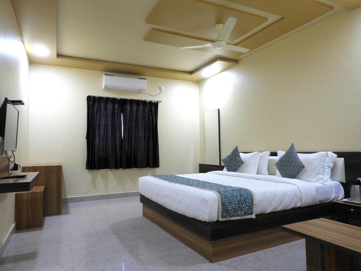 Hotel Somnath Daksh Somnāth المظهر الخارجي الصورة