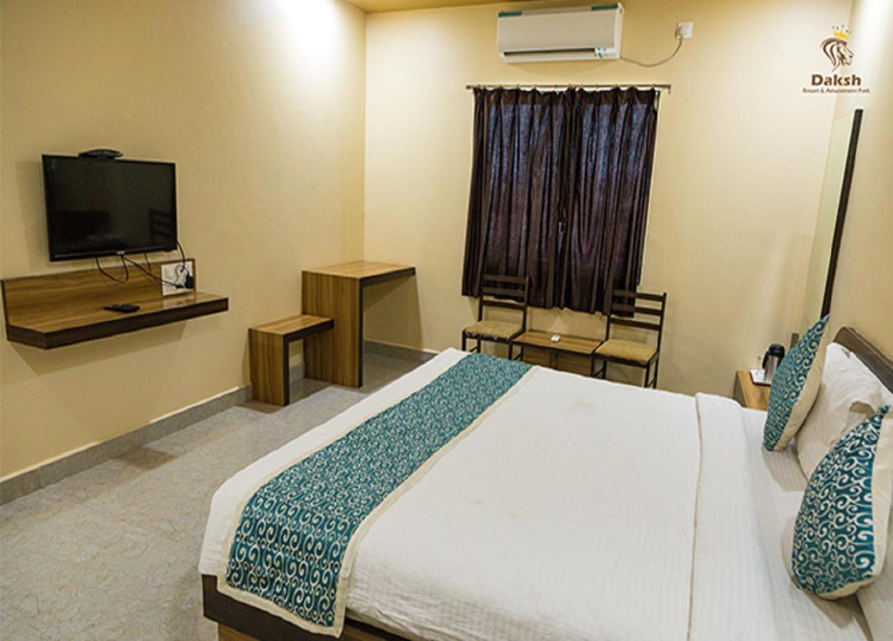 Hotel Somnath Daksh Somnāth المظهر الخارجي الصورة